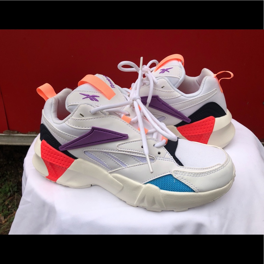 Reebok Sneakers! 👟